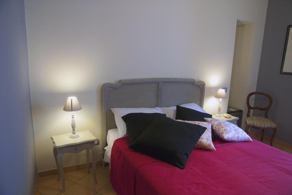 B&B Verdi Salerno Szoba fotó