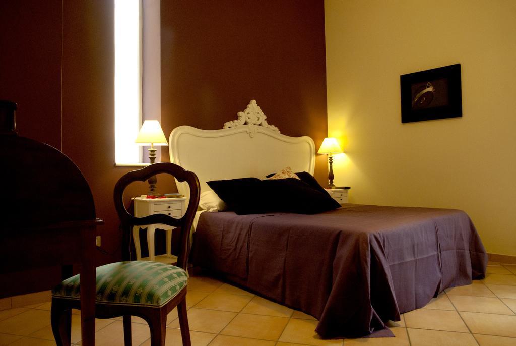 B&B Verdi Salerno Szoba fotó